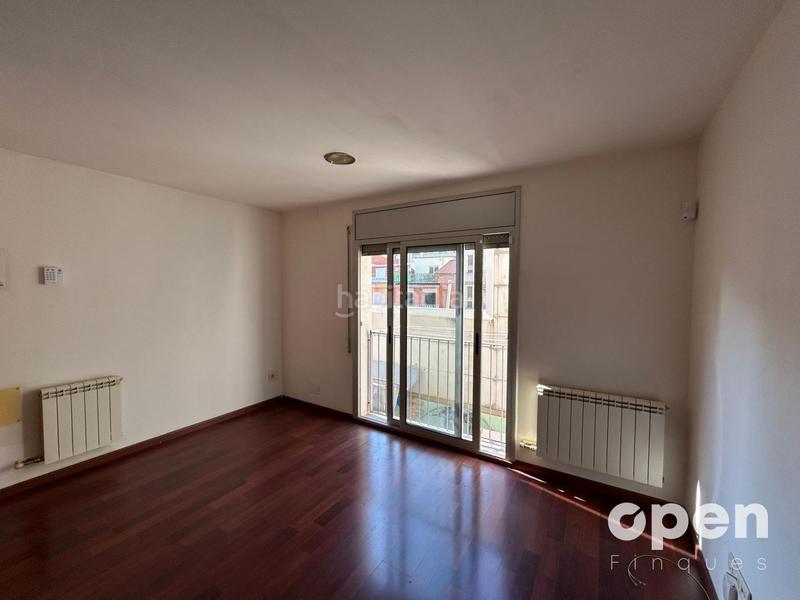 1 bedroom Apartment in Terrassa, Spain No. 243429