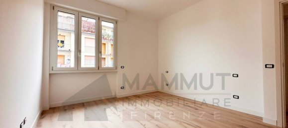 2 bedrooms Apartment in Florence, Italy No. 324446 12