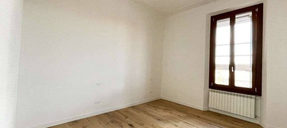 2 bedrooms Apartment in Florence, Italy No. 324446 5