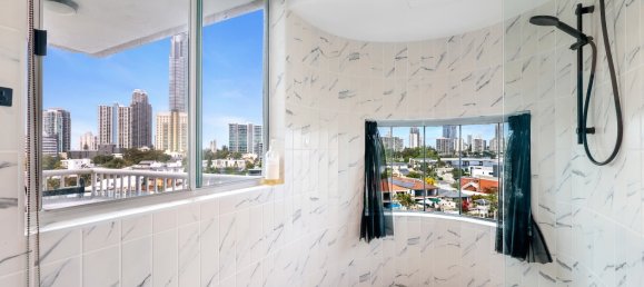 2 chambres Appartement à Surfers Paradise, Australia No. 741 17