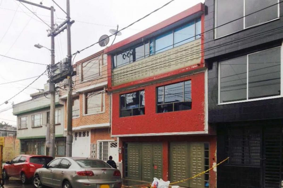 Casa T10 em Bogota, Colombia N.º 10775
