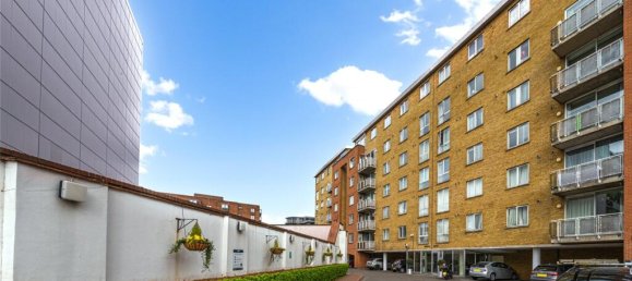 Квартира с 1 спальней в Лондон, Великобритания № 7487 4