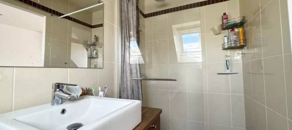 Casa de 4 dormitorios en Pontault-Combault, France No. 328056 6