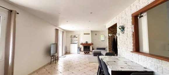 Casa de 4 dormitorios en Pontault-Combault, France No. 328056 4