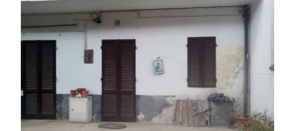 5 rooms Apartment in Lauriano, Italy No. 254150 7