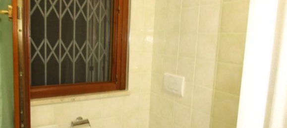 3 rooms Apartment in Colle di Val d'Elsa, Italy No. 114032 17