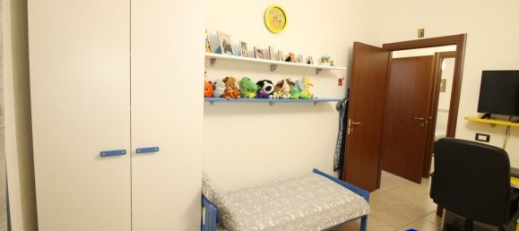 3 rooms Apartment in Colle di Val d'Elsa, Italy No. 114032 13