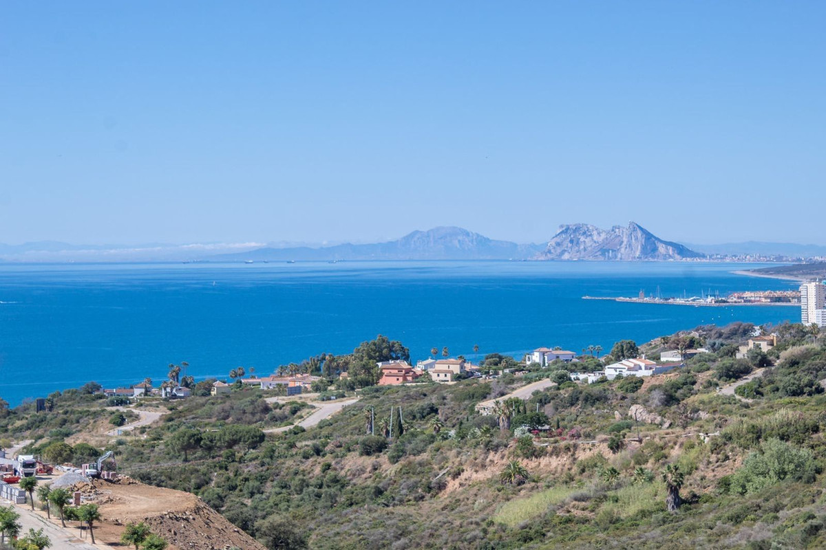 2 bedrooms Apartment in La Duquesa, Spain No. 247521