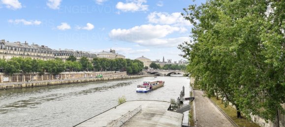 1 bedroom Duplex in Paris, France No. 183792 6