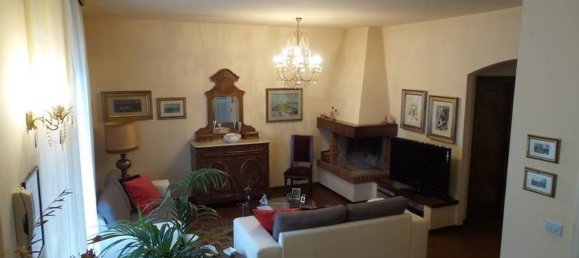 9 rooms House in Greve in Chianti, Italy No. 38383 16