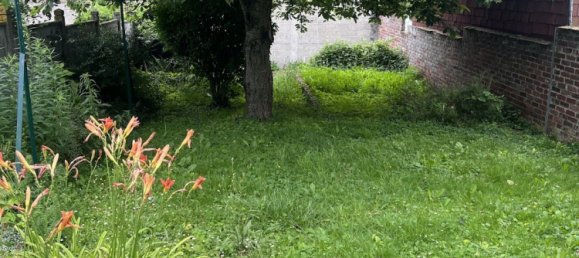 2 bedrooms House in Moreuil, France No. 266488 2