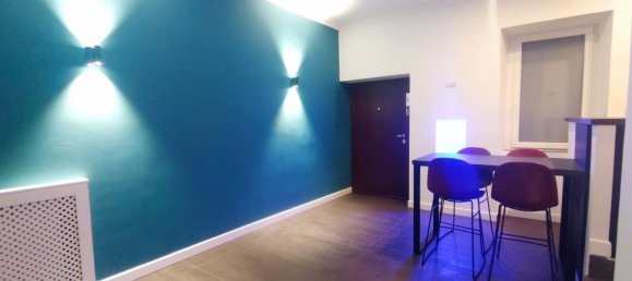 3 rooms Apartment in Naples, Italy No. 9672 5