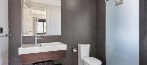 Apartamento de 2 dormitorios en La Zenia, Spain No. 189881 3