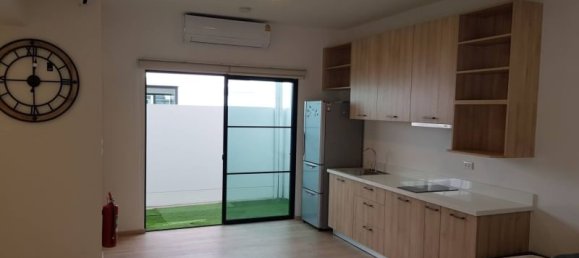 2 bedrooms Bungalow in Samut Prakan, Thailand No. 10832 3