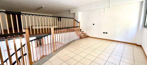 Коммерческая недвижимость с 3 комнатами в Гаттео, Италия № 179312 8