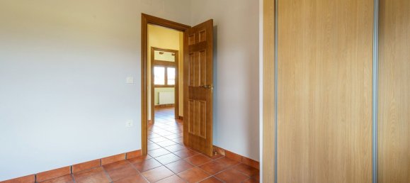 4 غرف نوم منزل في Aldeamayor de San Martin, Spain رقم 69323 10