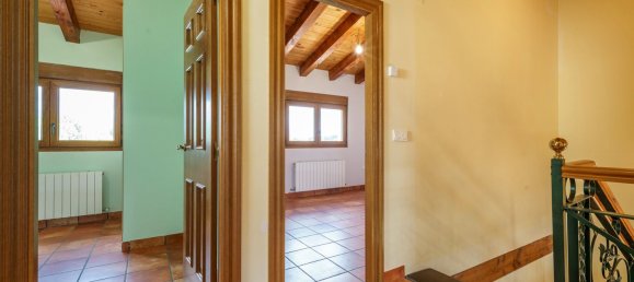 4 غرف نوم منزل في Aldeamayor de San Martin, Spain رقم 69323 4