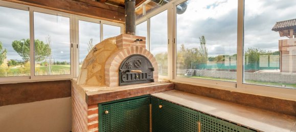 4 غرف نوم منزل في Aldeamayor de San Martin, Spain رقم 69323 34