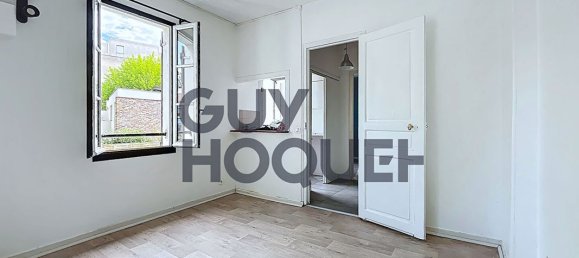 1 bedroom Apartment in Alfortville, France No. 292976 2