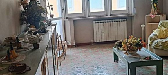 3 chambres Appartement à Caserta, Italy No. 268285 6