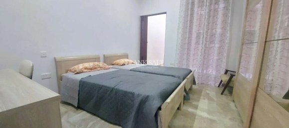 Maisonette de 2 dormitorios en Hamrun, Malta No. 2302 3