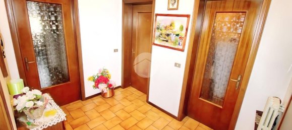 3 rooms Apartment in Colorno, Italy No. 150007 4