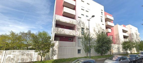 2 bedrooms Apartment in Evry, France No. 180568 7