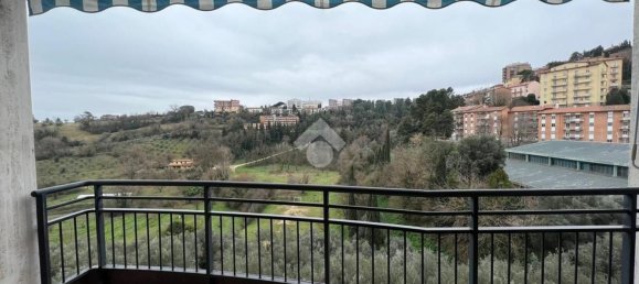 4-salle Appartement à Perugia, Italy No. 162580 16