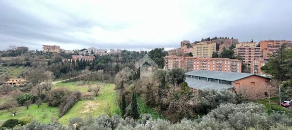 4-salle Appartement à Perugia, Italy No. 162580 12