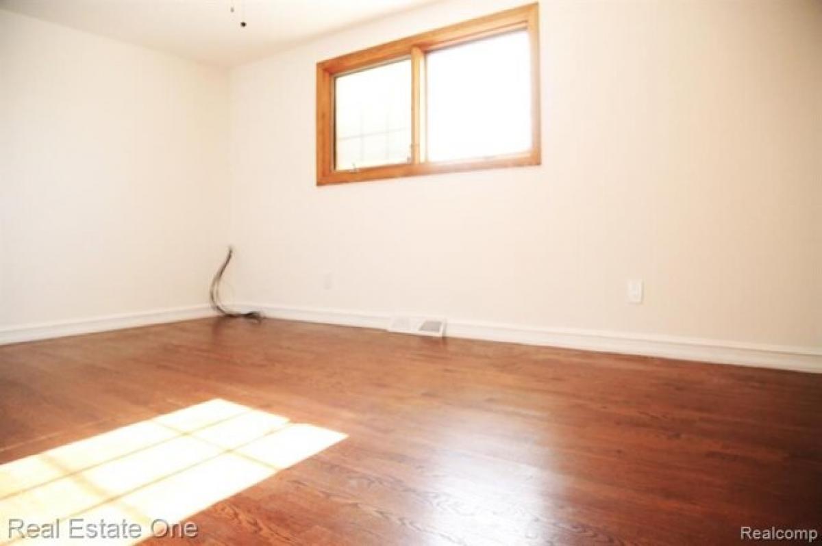 4 bedrooms House in Sterling Heights, USA No. 435675