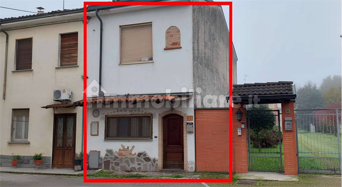 Apartamento de 3 habitaciónes en Magherno, Italy No. 210019