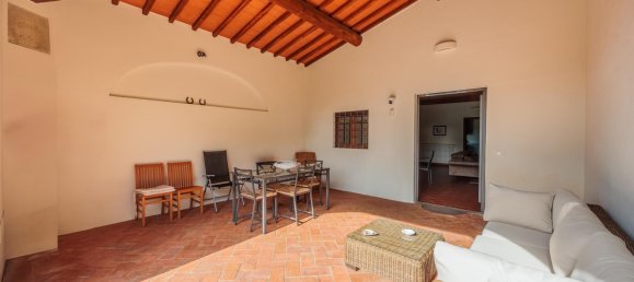 3 bedrooms House in Campi Bisenzio, Italy No. 357404 5