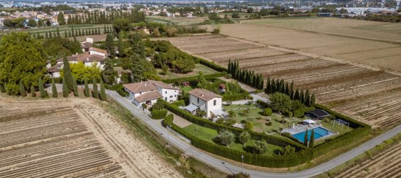 3 bedrooms House in Campi Bisenzio, Italy No. 357404 15