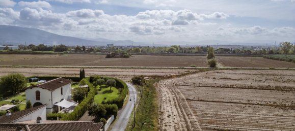 3 bedrooms House in Campi Bisenzio, Italy No. 357404 12