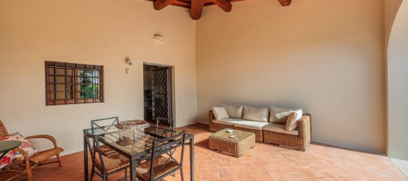 3 bedrooms House in Campi Bisenzio, Italy No. 357404 4