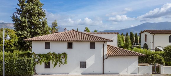 3 bedrooms House in Campi Bisenzio, Italy No. 357404 7