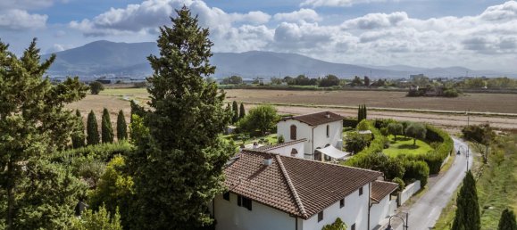 3 bedrooms House in Campi Bisenzio, Italy No. 357404 11