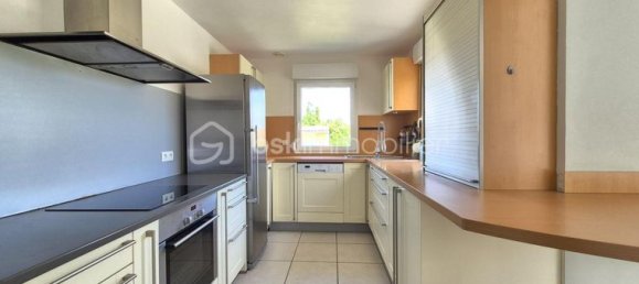 4 bedrooms House in Cormicy, France No. 313657 5