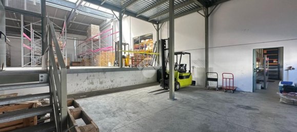 Склад 600м² в Тренто, Италия № 43537 24