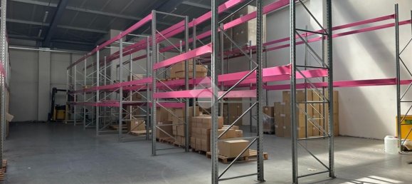 Склад 600м² в Тренто, Италия № 43537 21