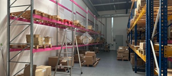 Склад 600м² в Тренто, Италия № 43537 4