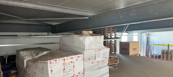 Склад 600м² в Тренто, Италия № 43537 6