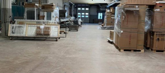 Armazém em Merate, Italy 1740 m² N.º 34586 3