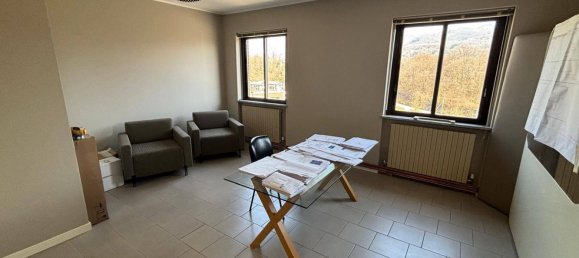 Armazém em Merate, Italy 1740 m² N.º 34586 18