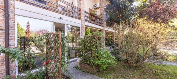 3 غرف نوم فيلا في Ozzano dell'Emilia, Italy رقم 135830 17