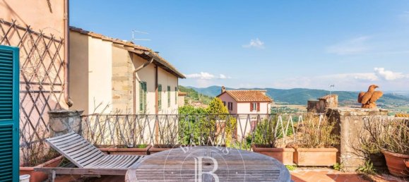 7 rooms Apartment in Cortona, Italy No. 143955 12