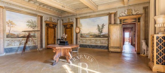 7 rooms Apartment in Cortona, Italy No. 143955 2