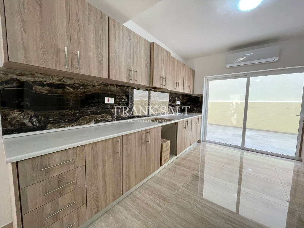 3 غرف نوم طابقين في Zebbug, Malta رقم 6168