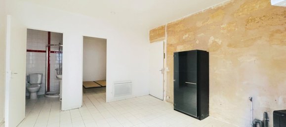 Apartamento de 1 dormitorio en Bordeaux, France No. 96304 4