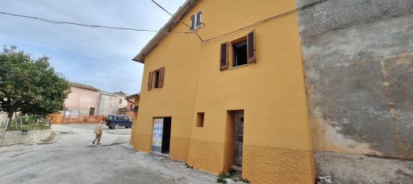 Дом с 2 спальнями в Сан Северино Марке, Италия № 329254 17